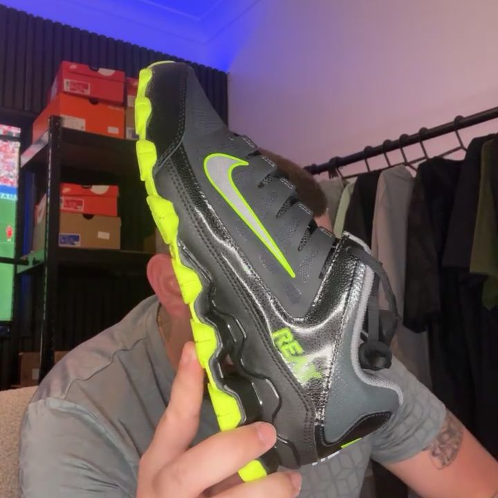 Nike 9 Nike React - UK6 product image