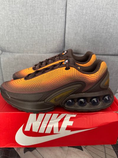 Nike Air Max Dn Sneakers Size 7.5