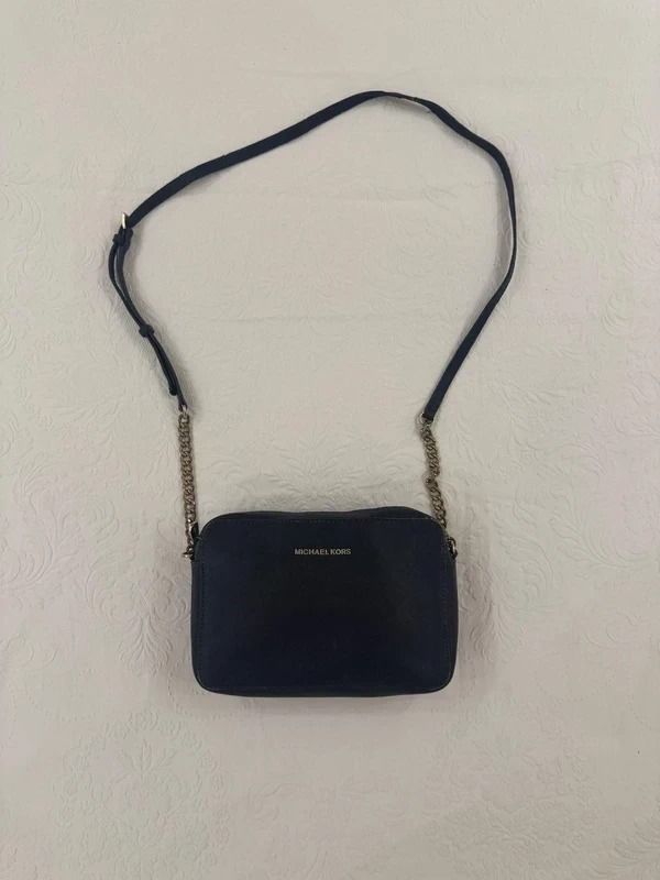 Michael Kors Black Crossbody Bag imagen 1