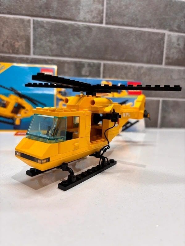 Lego Yellow Helicopter With Two Minifigures image 3