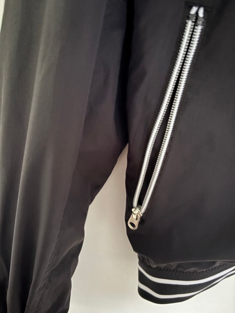 Cedar Wood State Black Hooded Jacket imagen 2