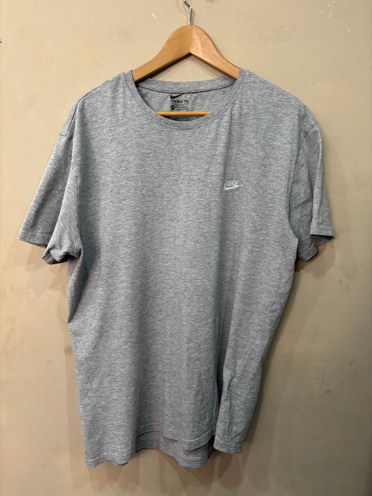 Nike Nike Grey T-Shirt product image