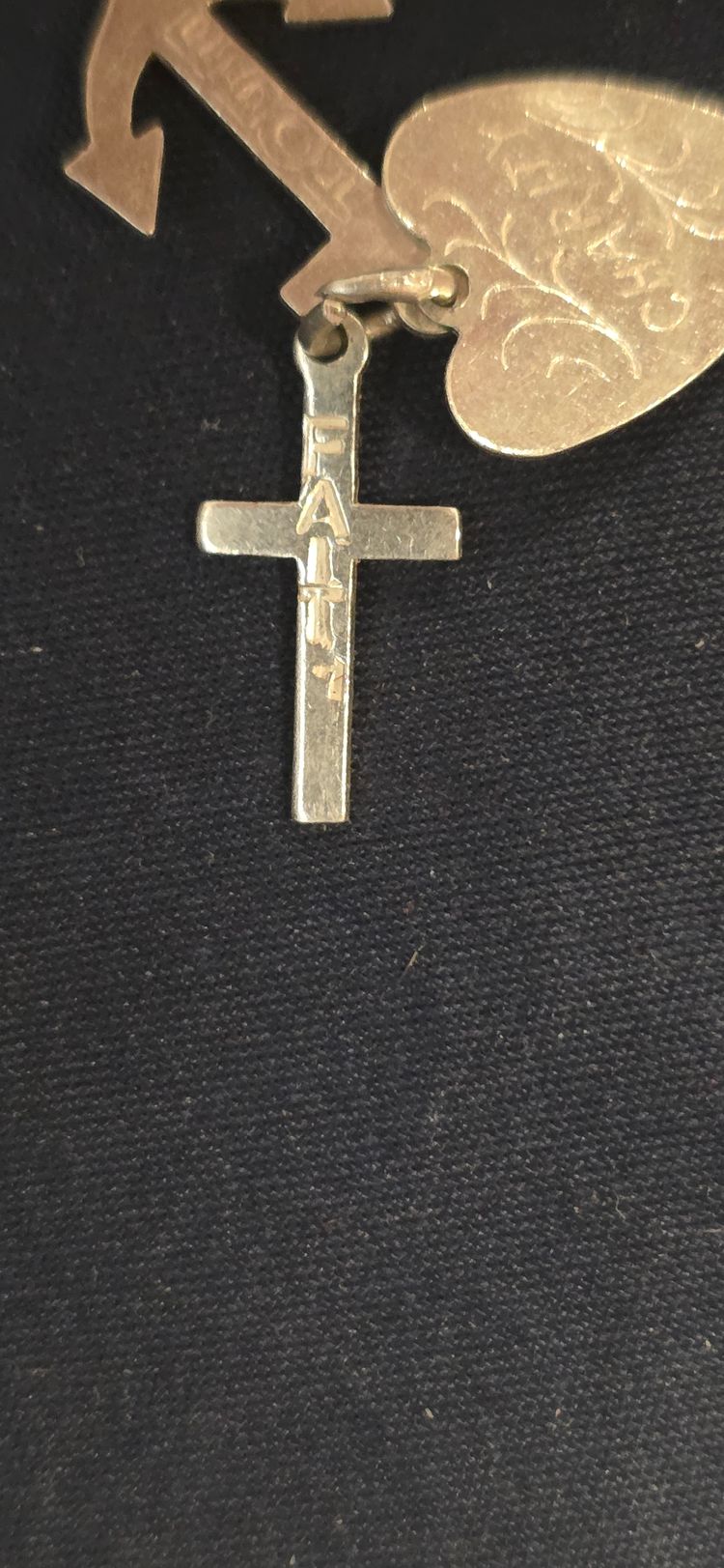 925 sterling silver Charm Pendant With Heart, Cross, And Anchor image 4