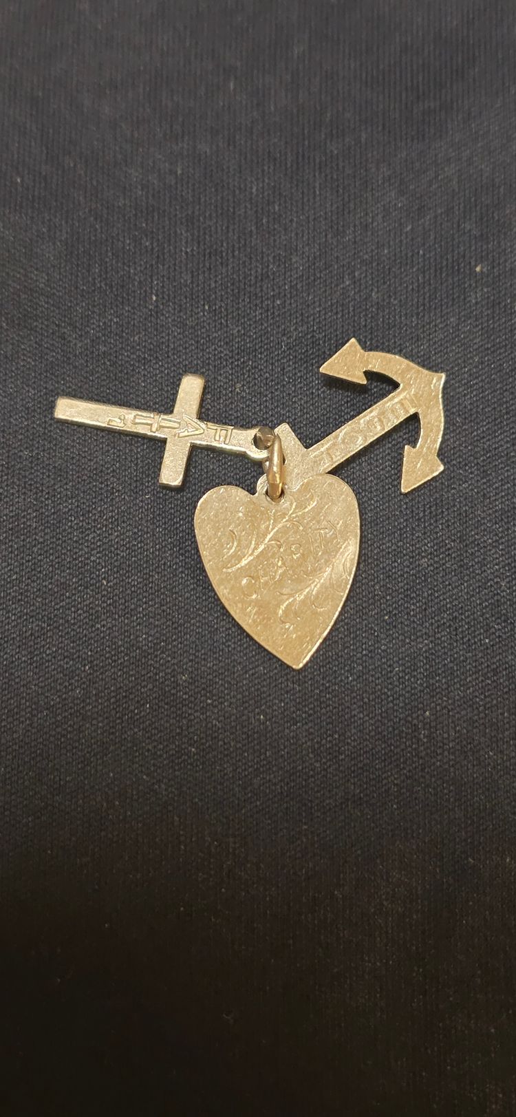 925 sterling silver Charm Pendant With Heart, Cross, And Anchor image 2