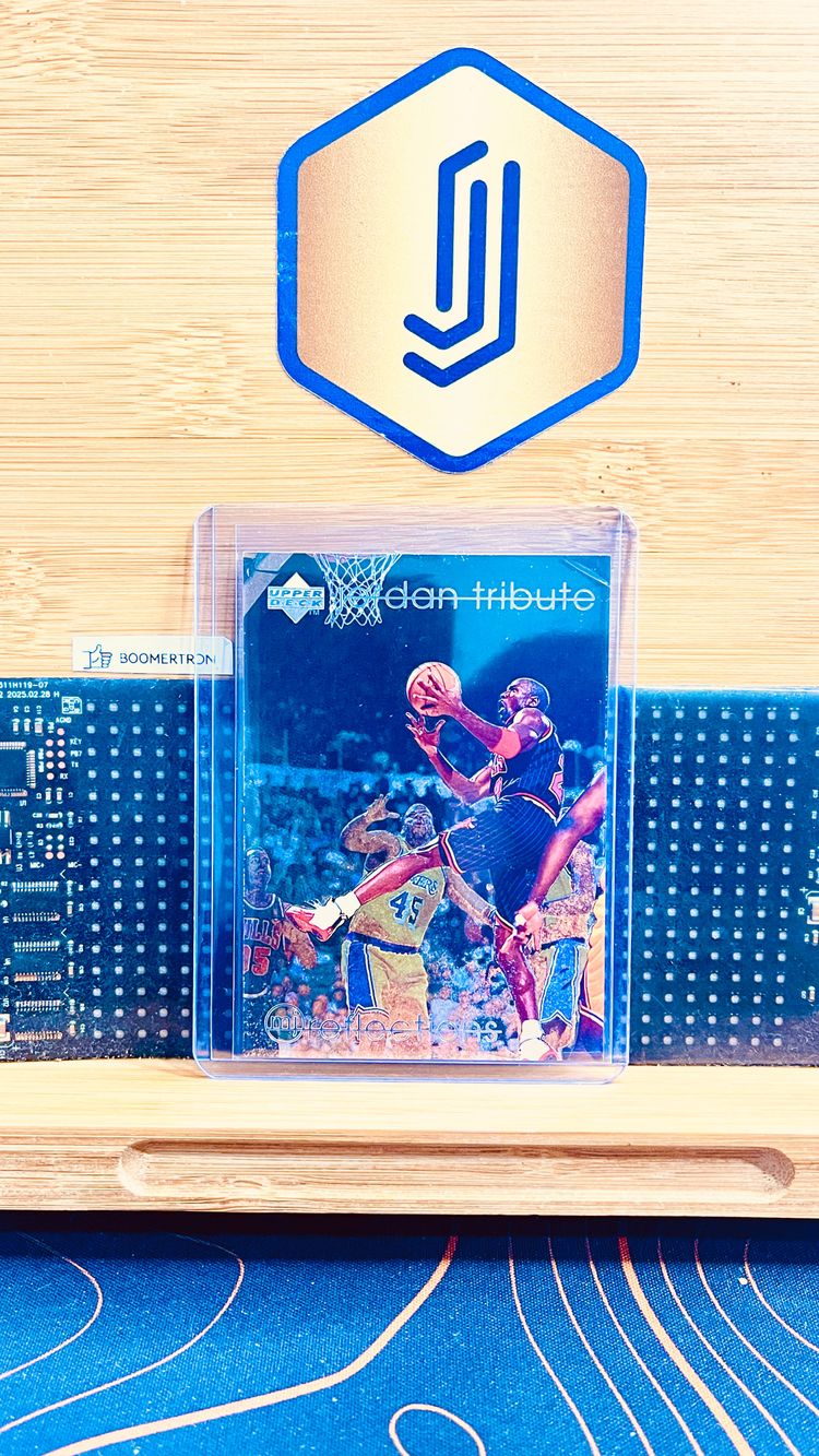 Michael Jordan - Chicago Bulls - Upper Deck Jordan Tribute - MJ74 HOLO