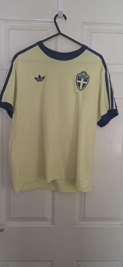 Adidas Yellow And Blue Short Sleeve Shirt