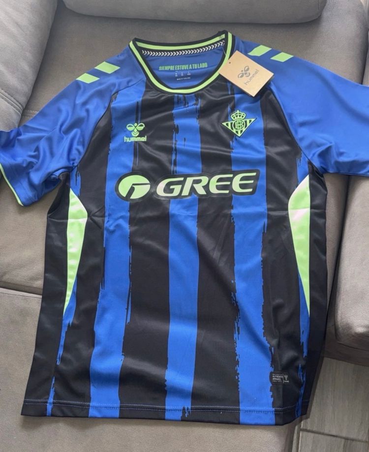 Camiseta talla L Betis sin estrenar!! Por 20 euros  imagen 1