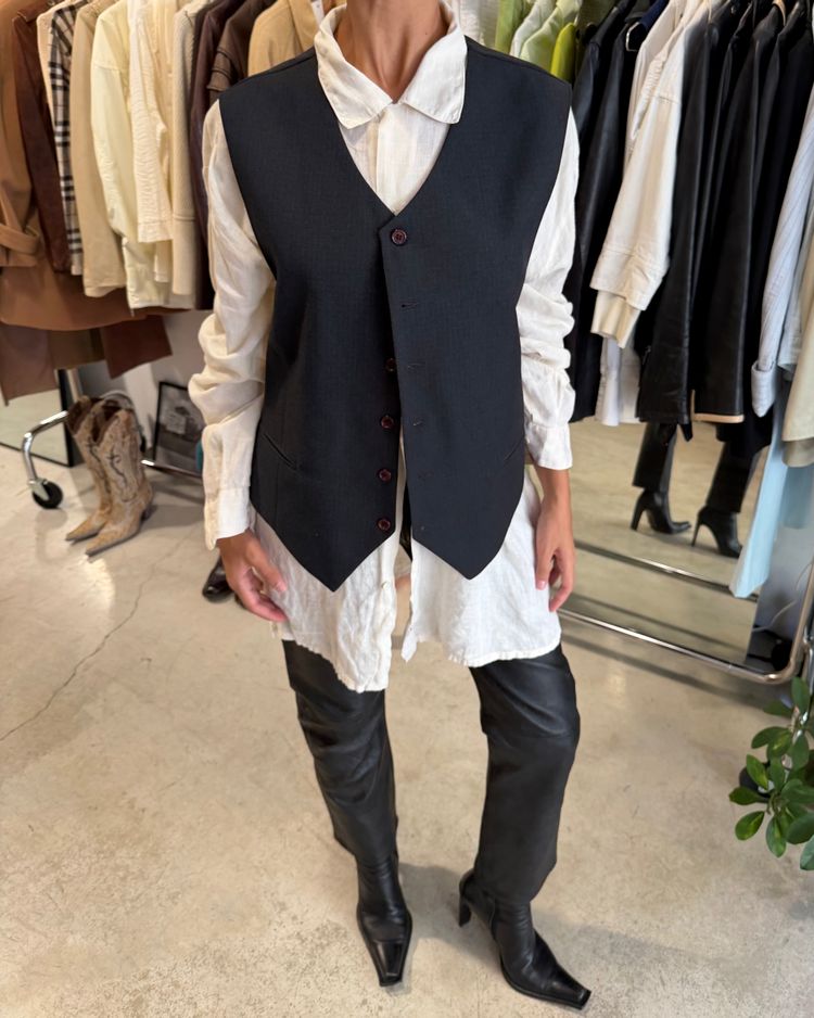 The Joyce vest image 7