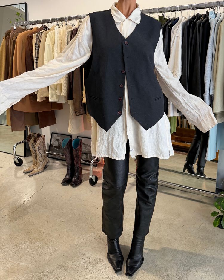 The Joyce vest image 5