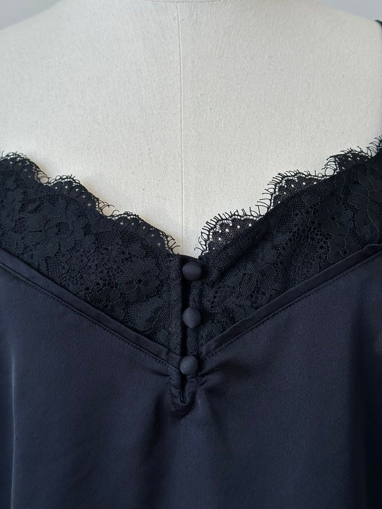 Vintage 2000s Lace Cami Top - M image 4