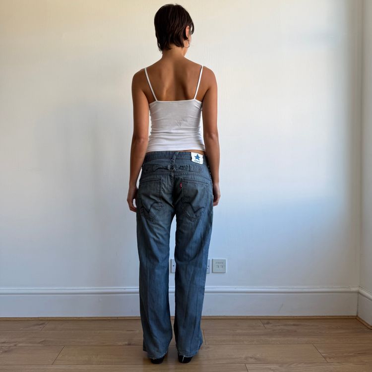 Levi’s cinch back star jeans - Size 30x32 image 7