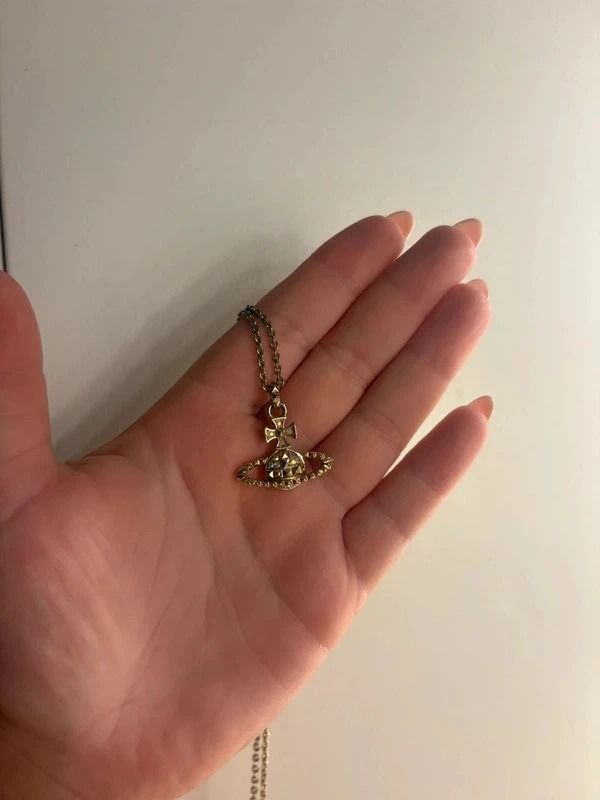 Metallic Pendant Necklace image 1