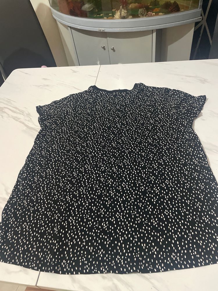 Piazza Italia Women'S Black And White Patterned Top image 3
