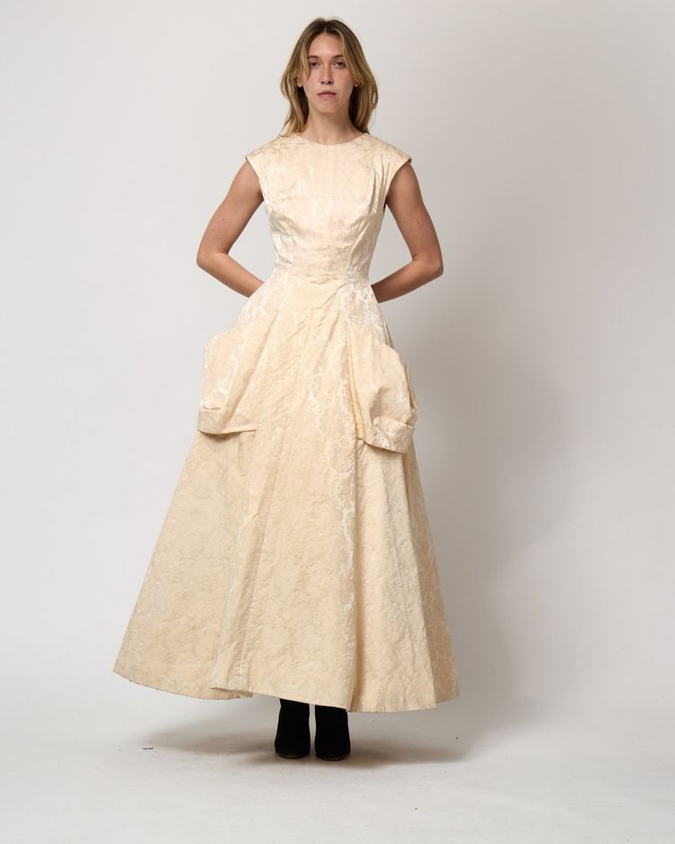 1950s Harrods Cream Brocade Wedding Dress with Petticoat 9