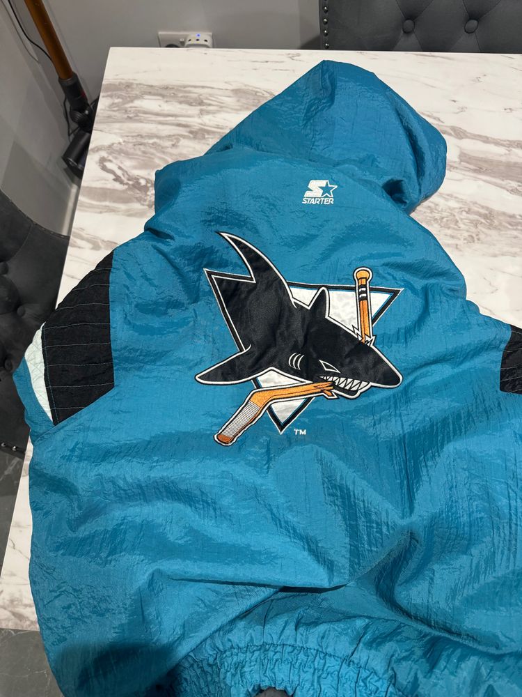 Starter NHL San Jose Sharks Hooded Jacket