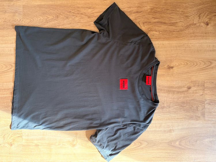 Hugo Black T-Shirt With Red Logo Patch