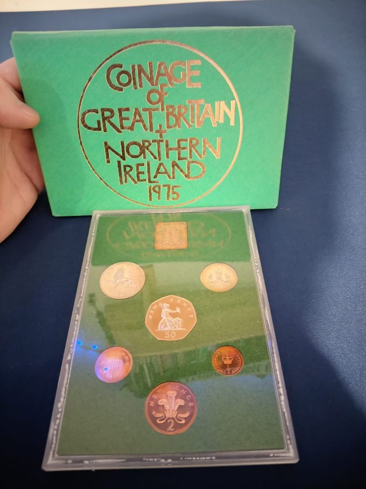 Coin set from Great Britain and Northern Ireland 1975