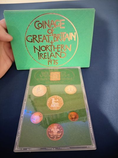 Coin set from Great Britain and Northern Ireland 1975