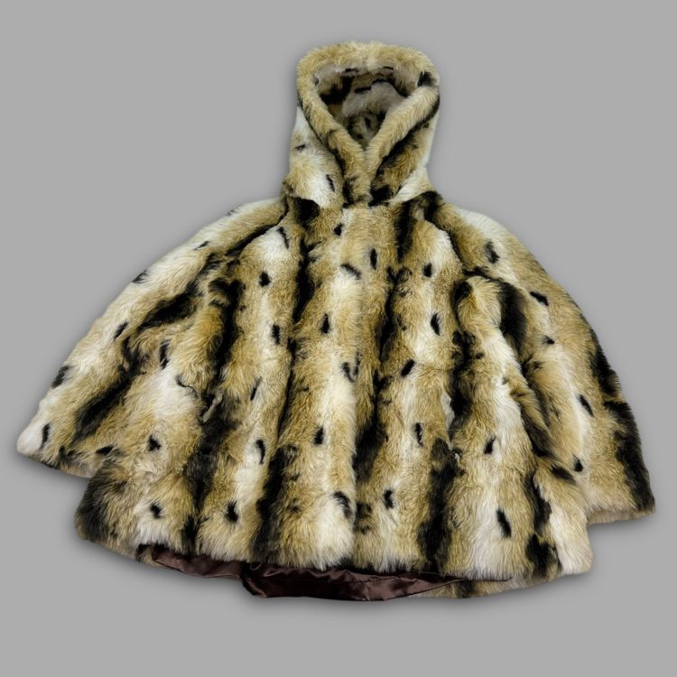 Immagine di Marble 2000's faux lynx fur hooded coat with clasp closures (XS) wms 7