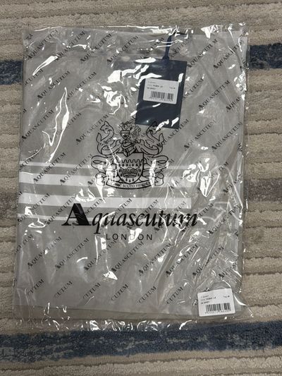 (38) Taq04 Aquascutum London Sweatshirt