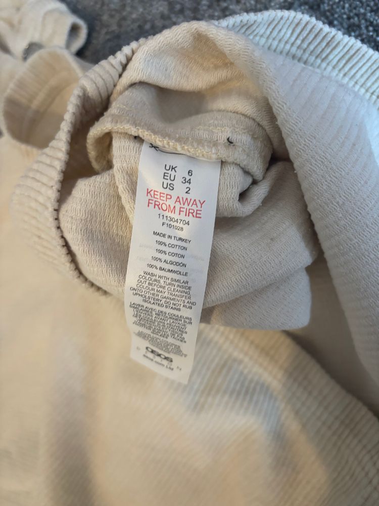 Asos Design Beige Corduroy Half-Zip pullover  6