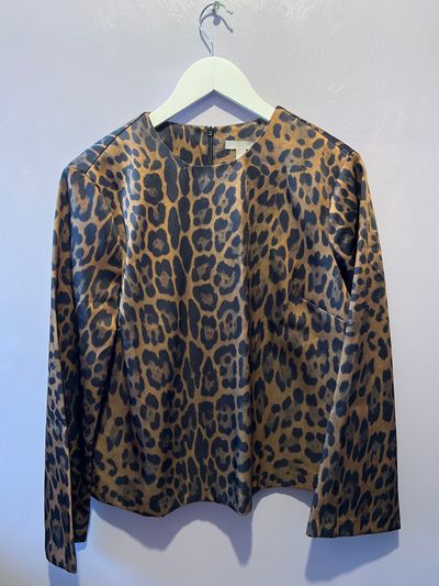 Leopard Print Long Sleeve Top - size medium