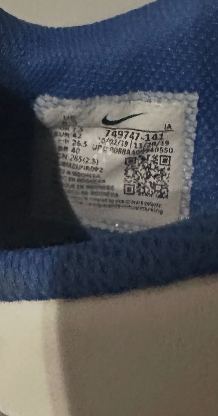 Nike White Sneakers With Blue Swoosh 4