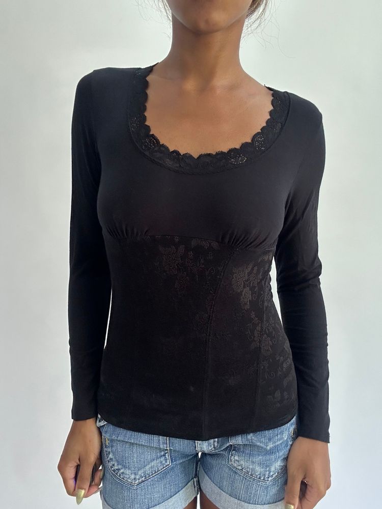 french summer drop | small black long sleeve floral pattern top image 5