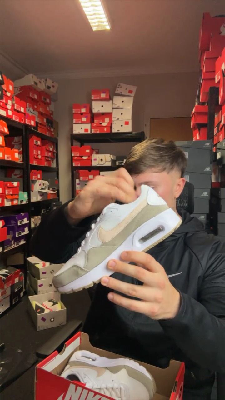 Nike UK 5.5 NIKE AM SC NEW product image