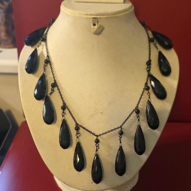 Immagine di Black Teardrop Pendant Necklace 3