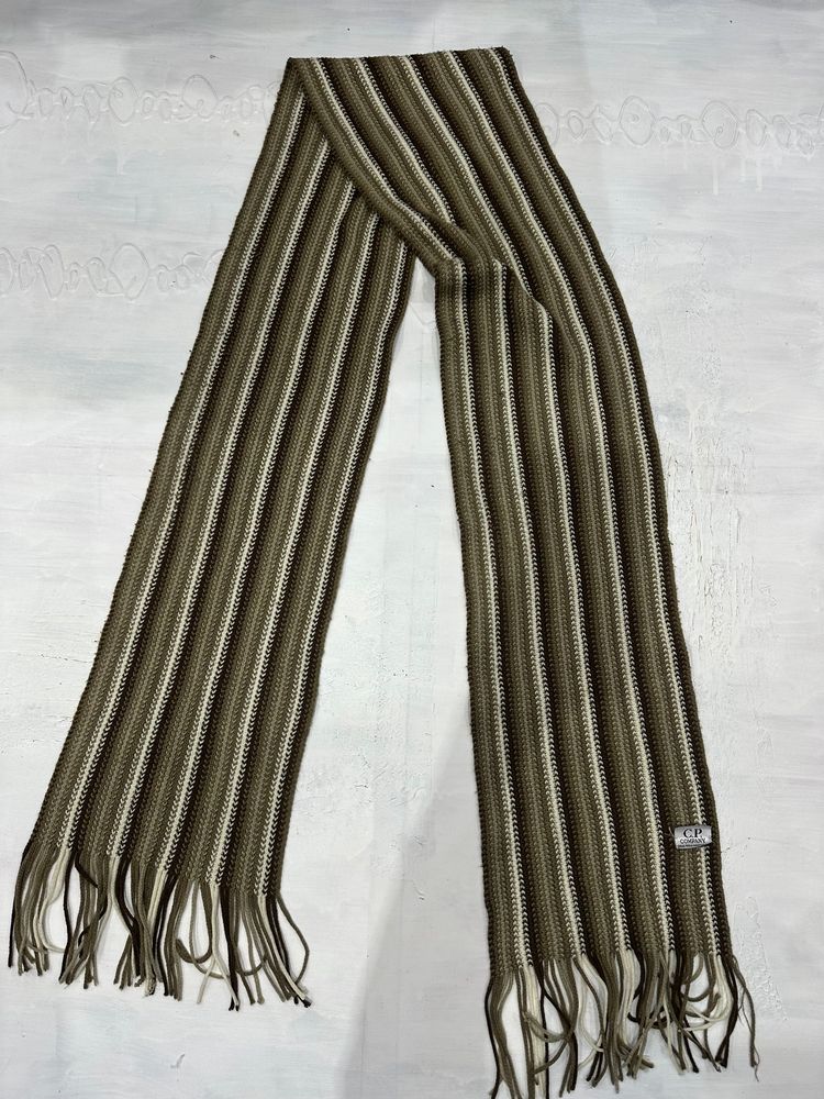 BEST PICKS | brown and white striped knit tassel scarf 7