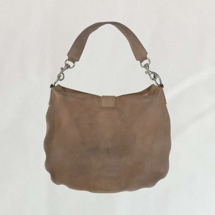 Immagine di Miu Miu suede bag 4