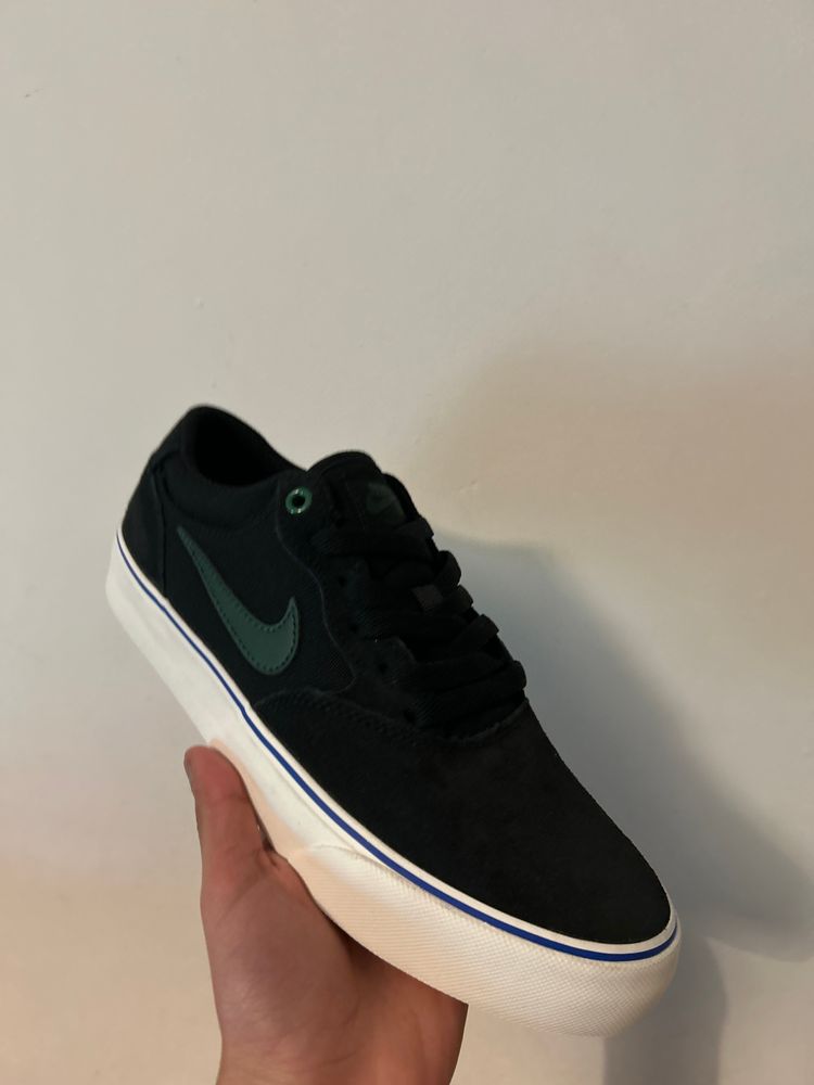 Nike SB Chron 2 Black / Blue Trainers Uk 5.5 EUR 38.5