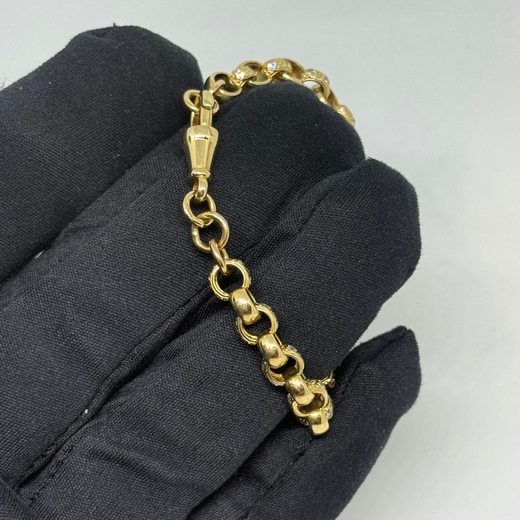 Babys 9ct Belcher Cubic Bracelet image 4