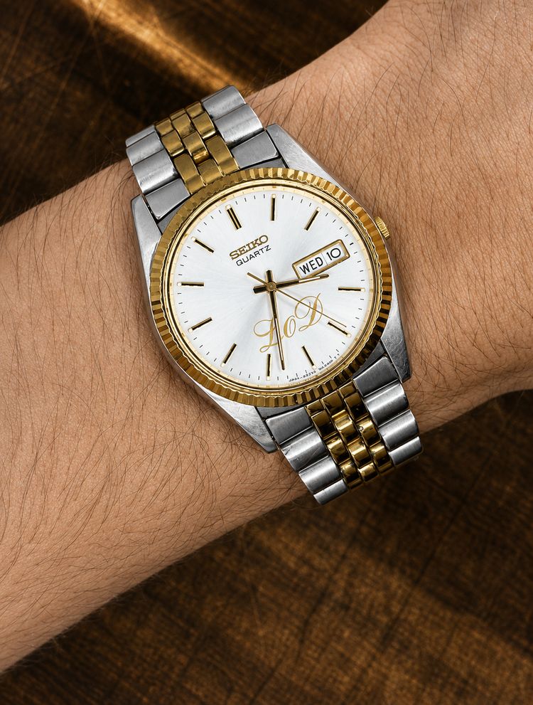 Vintage Seiko Quartz Day Date Watch | Two-Tone Bracelet | Gold Fluted Bezel | Japan Made 4
