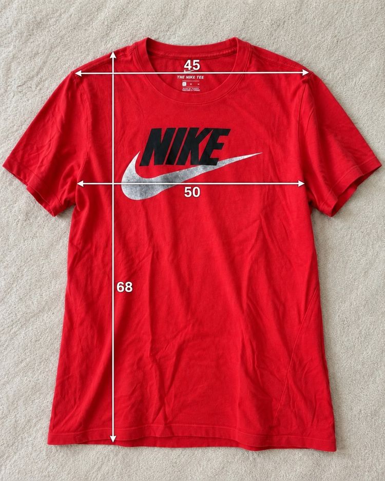 Immagine di Nike Red T-Shirt 5