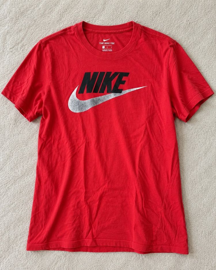 Nike Red T-Shirt