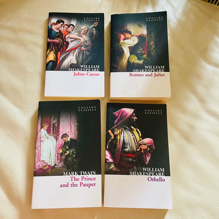 Bundle of 4 Collins Classics Soft Cover Books William Shakespeare Mark Twain Othello Caesar
