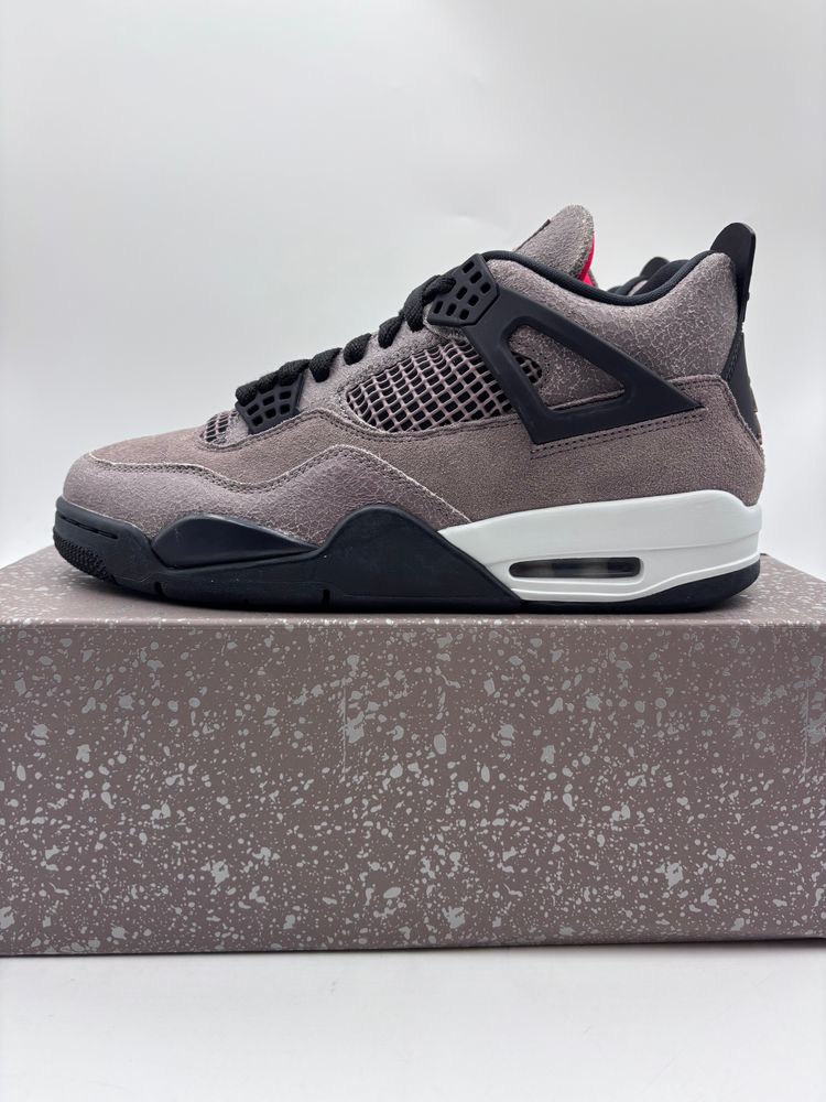 Jordan 4 Retro