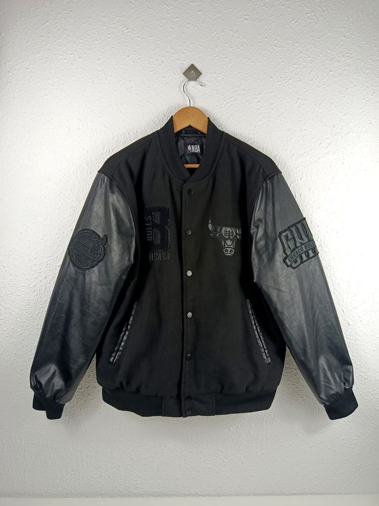 NBA Nba Chicago Bulls Varsity Jacket product image
