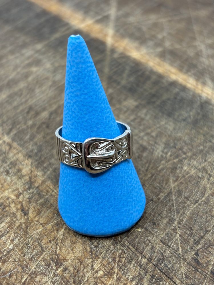 Buckle ring solid silver