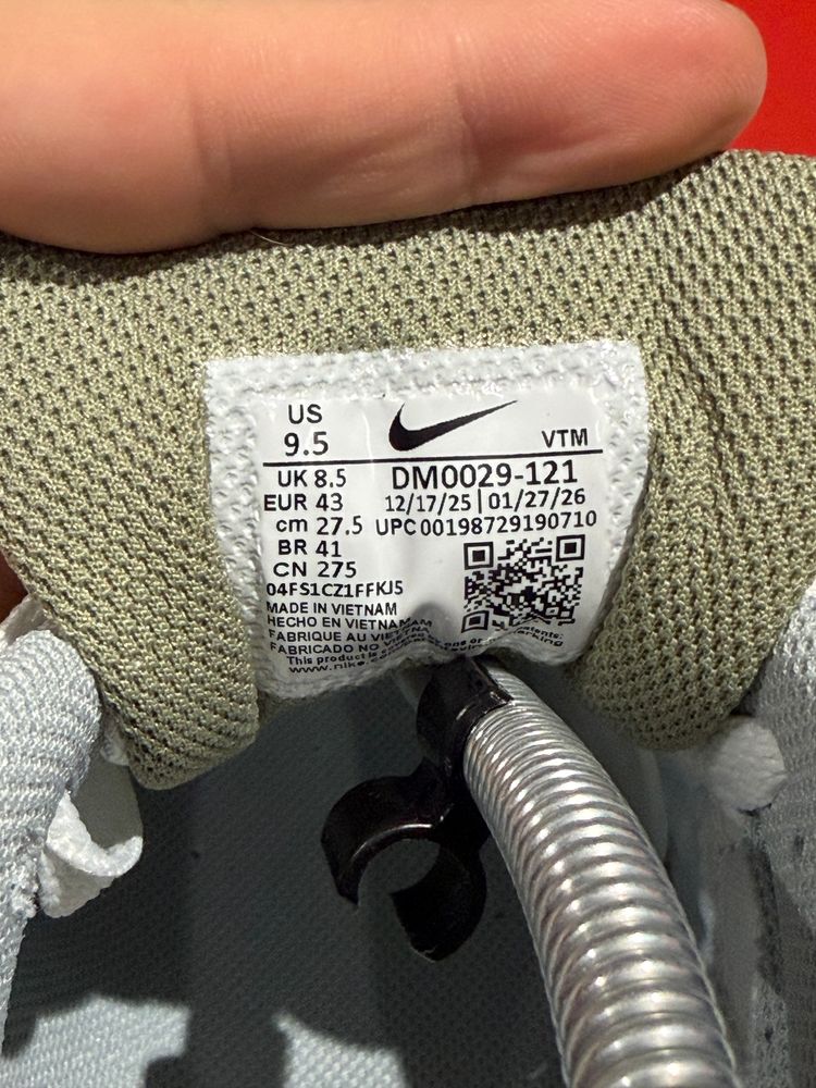 Immagine di Nike Air Max 90 Silver Sage UK 8.5  5