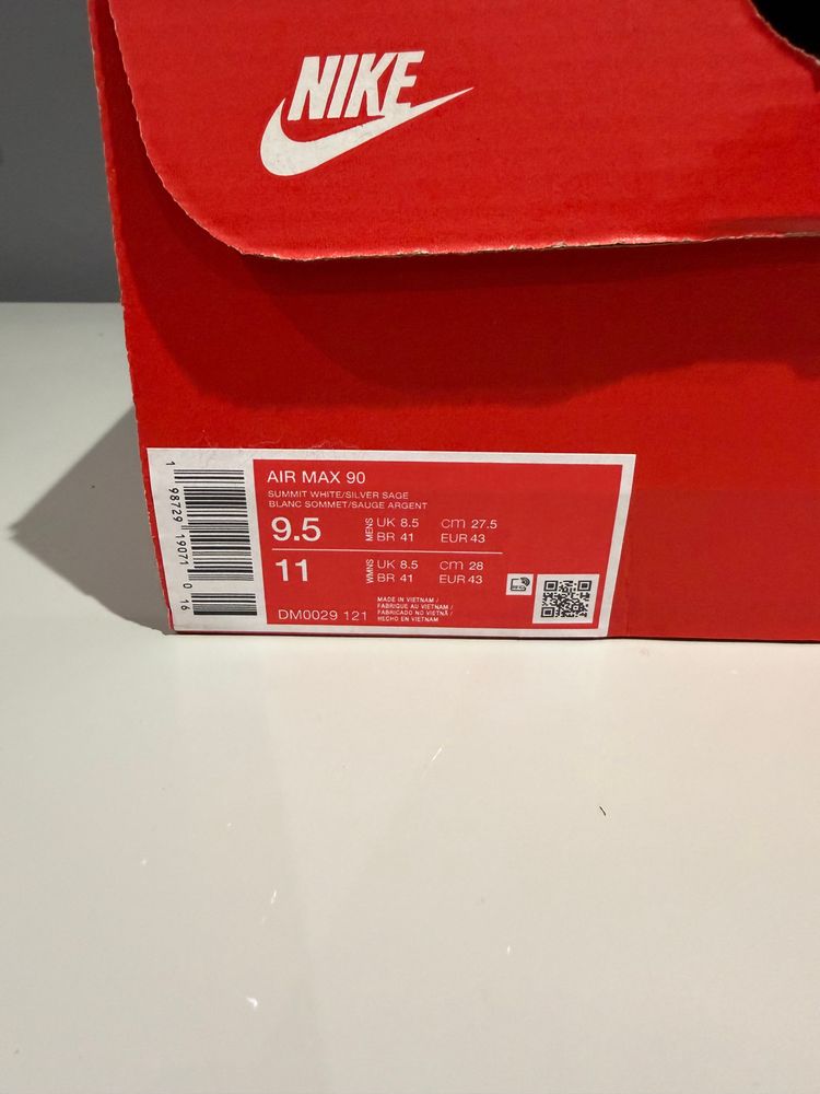 Immagine di Nike Air Max 90 Silver Sage UK 8.5  6