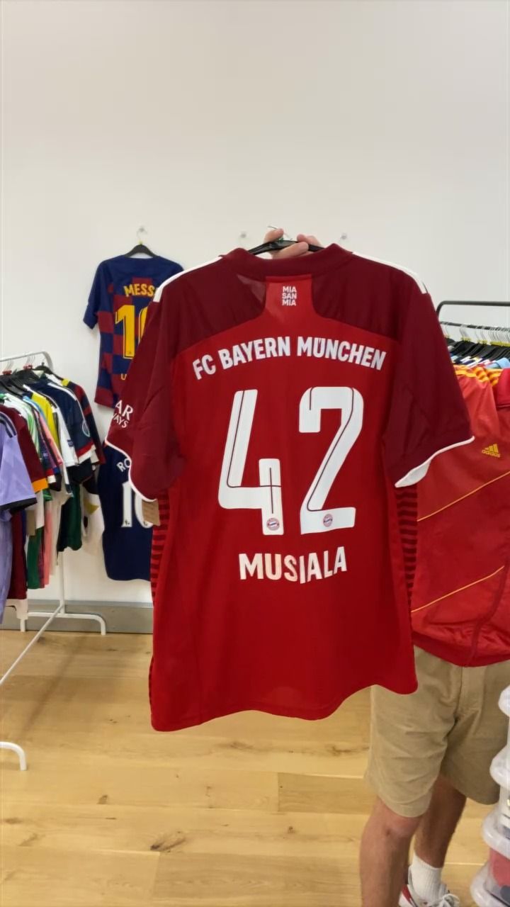 Adidas Originals BNWT 21 22 BAYERN MUNICH ADIDAS HOME SHIRT MUSIALA 42 XL product image