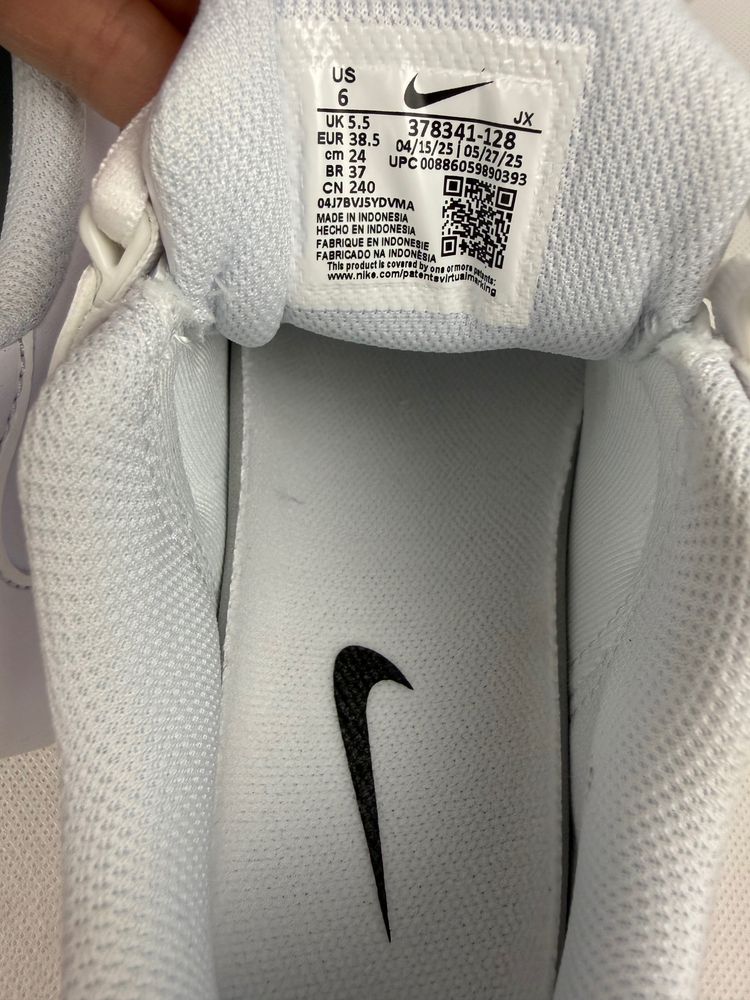 Nike White Sneakers 3