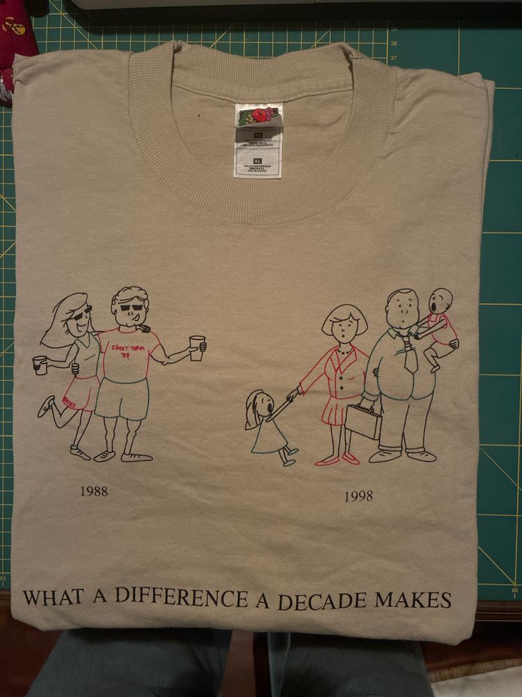 Graphic T-Shirt SINGLE STITCH