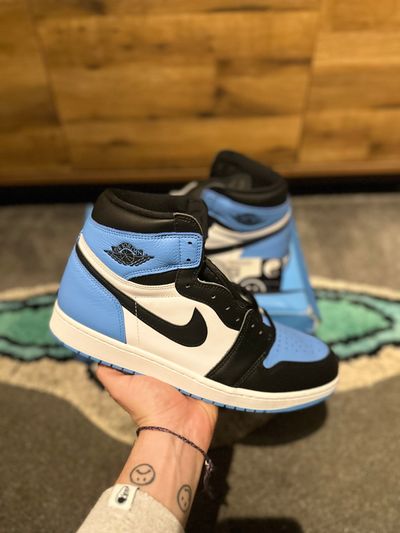Jordan 1 Retro High “UNC Toe ” U.K. 12