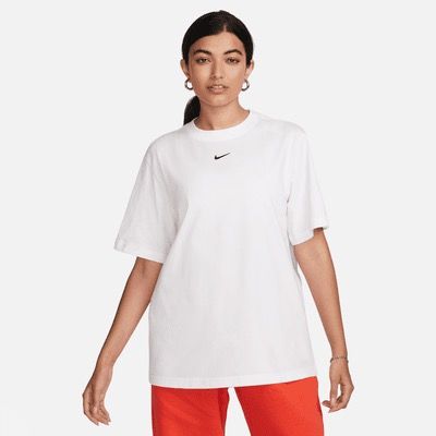 Nike white t-shirt BRAND NEW