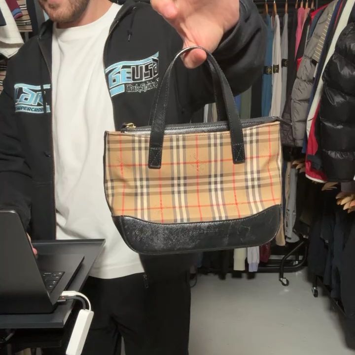 Burberry Handbag - Tote Bags  image 1