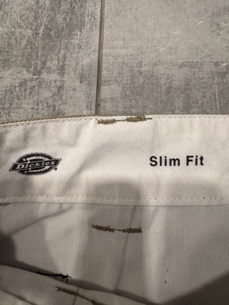 Dickies Slim Fit Khaki Pants 2